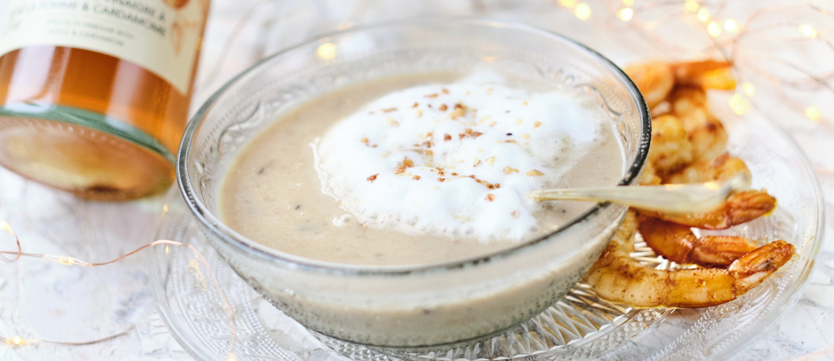 Cappuccino de châtaignes, noisettes et crevettes sautées