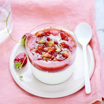 Panna cotta à la fraise et à la framboise