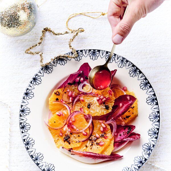 Orange and pomegranate Christmas salad